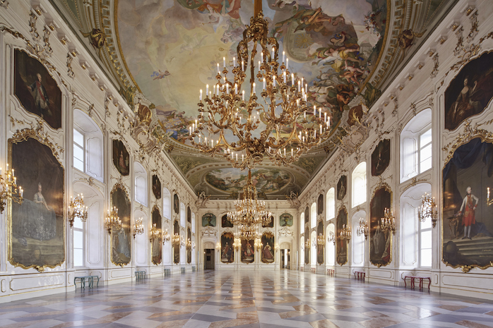 Esta es la Sala de los Gigantes del Palacio Imperial de Innsbruck.